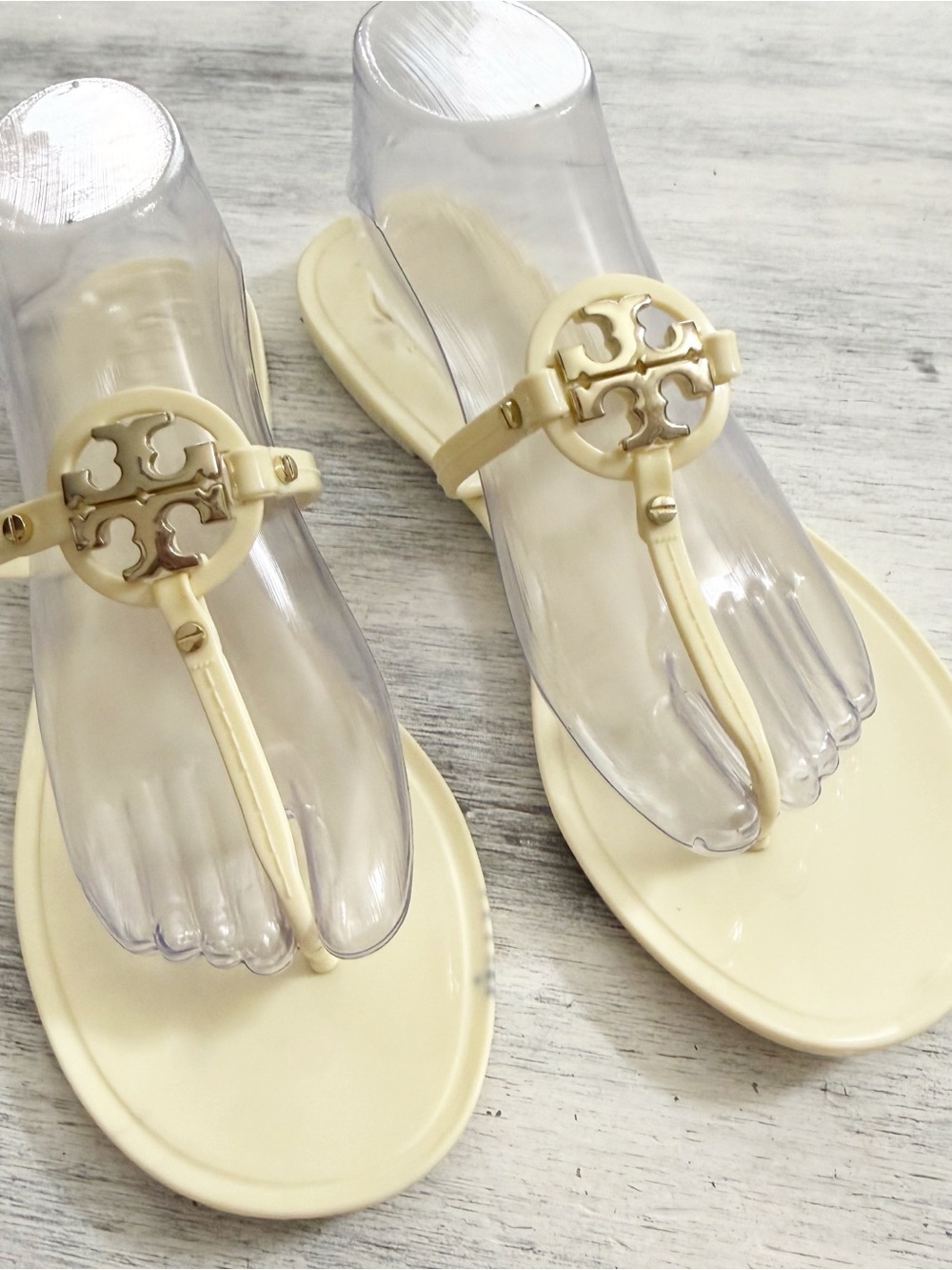 Tory Burch Cream Logo Thong Jelly Sandals size 9